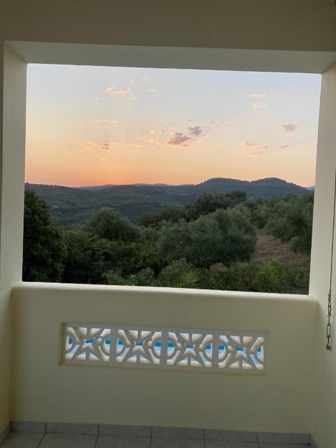 فيلا Kyparissia De Wandelboom Vrises  المظهر الخارجي الصورة